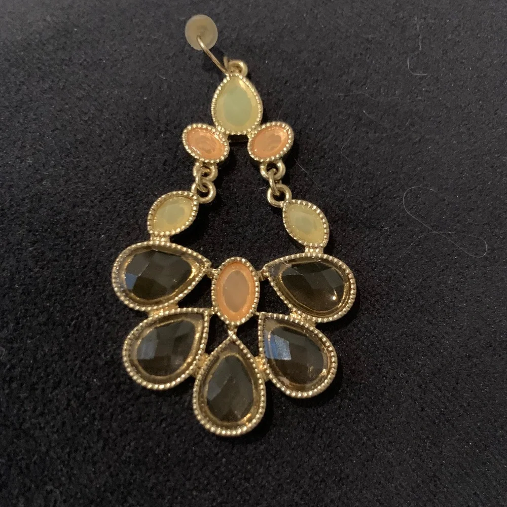 Francesca’s Multi Color Drop Earring - Picture 1 of 2